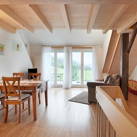 Hinz Apartman *